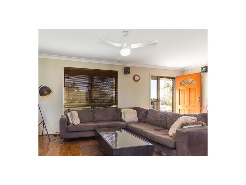 19 INDICA CRESCENT, Regents Park QLD 4118
