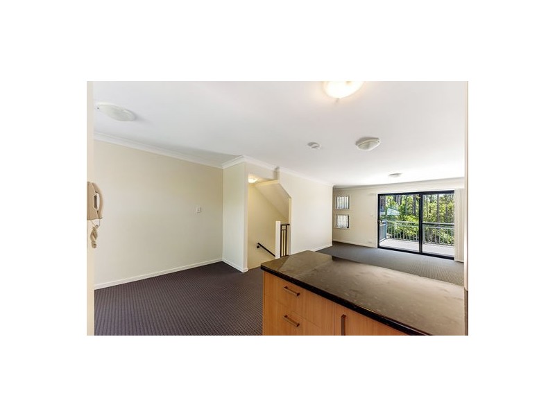3/1 Gammom drive, Varsity Lakes QLD 4227