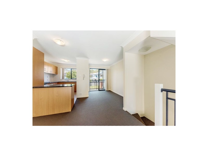 3/1 Gammom drive, Varsity Lakes QLD 4227