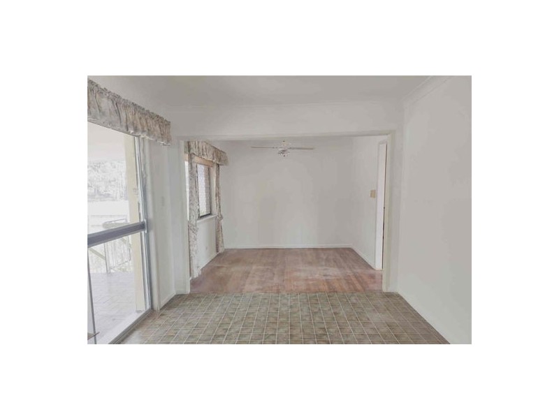 48 dunstable street, Macgregor QLD 4109