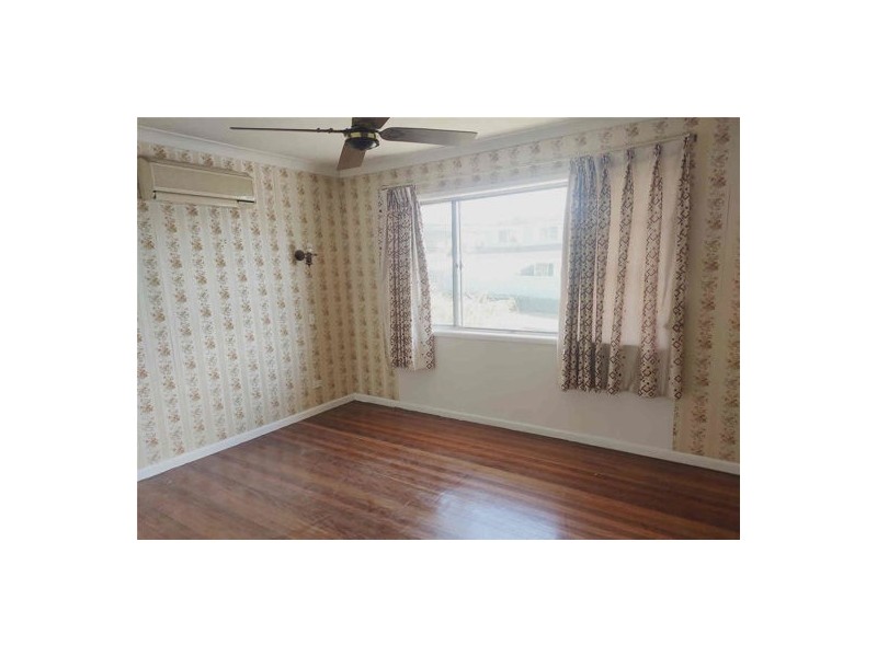 48 dunstable street, Macgregor QLD 4109