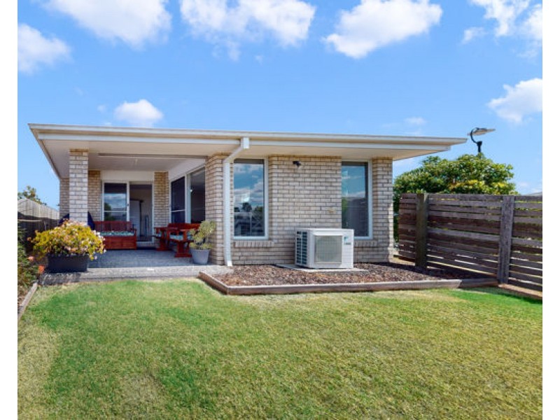 19 eagleton crescent, Leichhardt QLD 4305