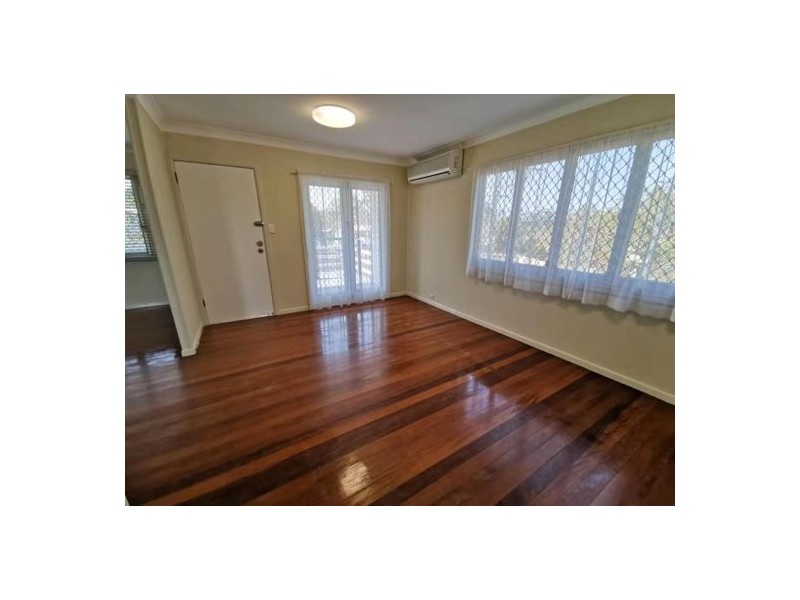 42 Smith Road, Woodridge QLD 4114