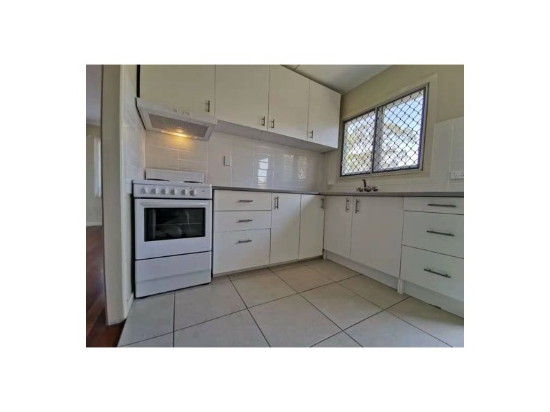 42 Smith Road, Woodridge QLD 4114