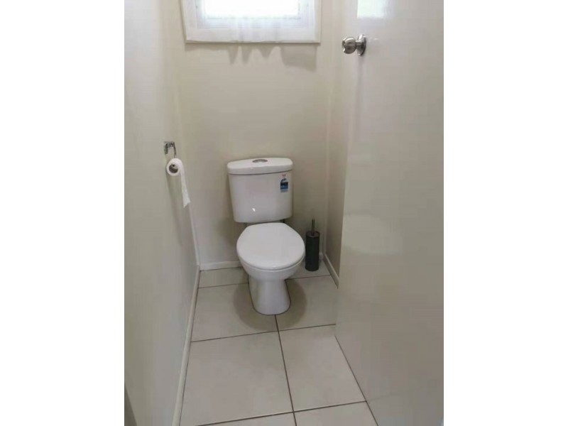 42 Smith Road, Woodridge QLD 4114