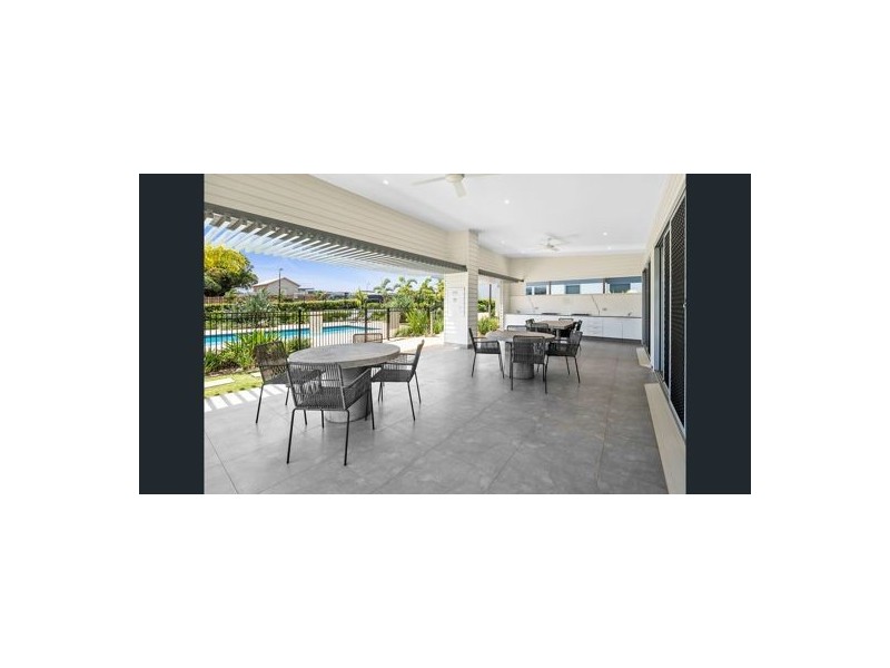 20 Salisbury Street, Redland Bay QLD 4165