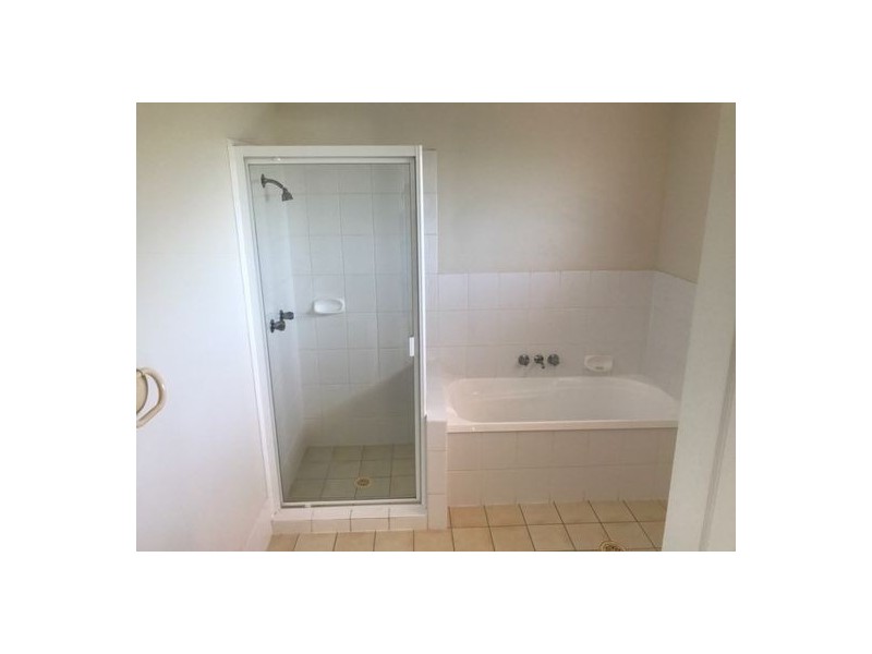 88/141 Pacific Pines Blvd, Pacific Pines QLD 4211