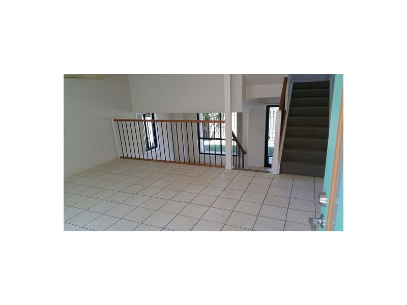 88/141 Pacific Pines Blvd, Pacific Pines QLD 4211