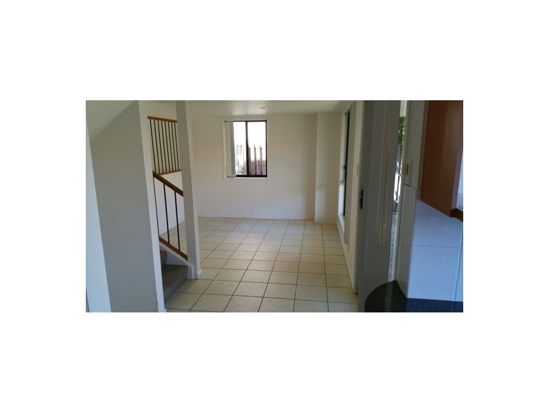 88/141 Pacific Pines Blvd, Pacific Pines QLD 4211
