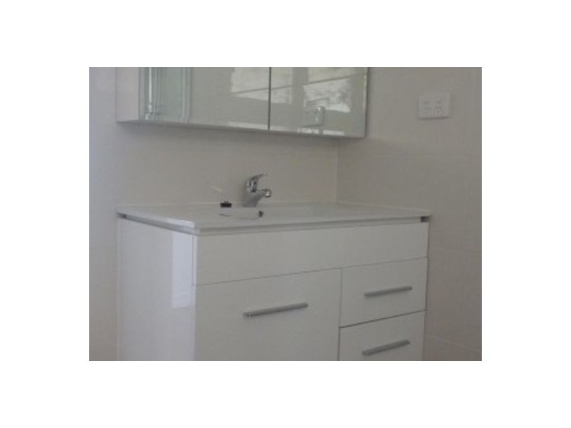 89 Burn St, Camp Hill QLD 4152