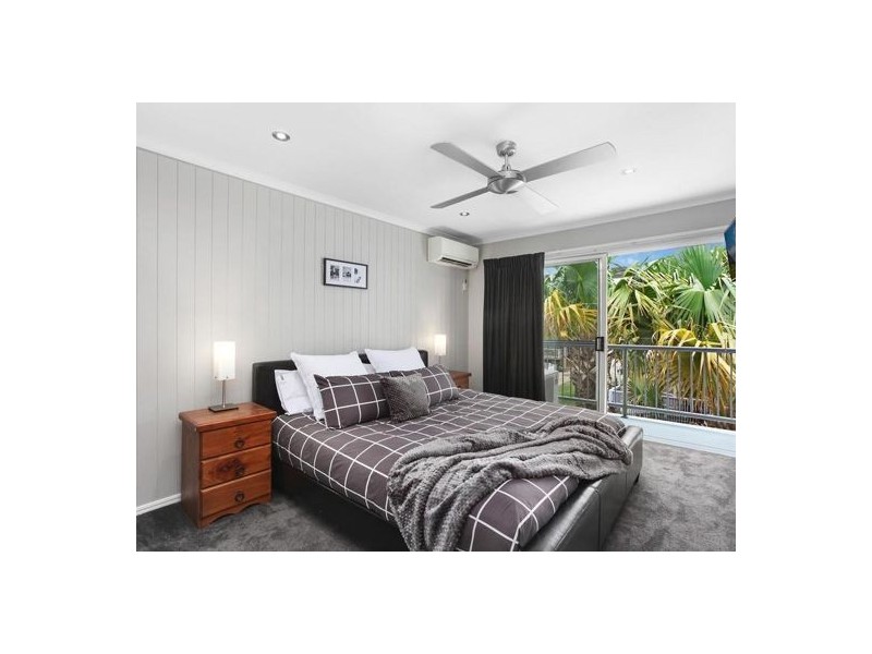 17 16 Crescent Avenue, Mermaid Beach QLD 4218