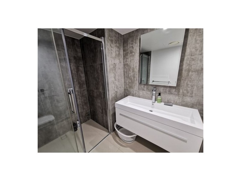 602/26 Gray St, Southport QLD 4215