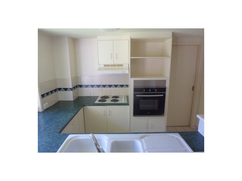 73/75 Brown Street, Labrador QLD 4215