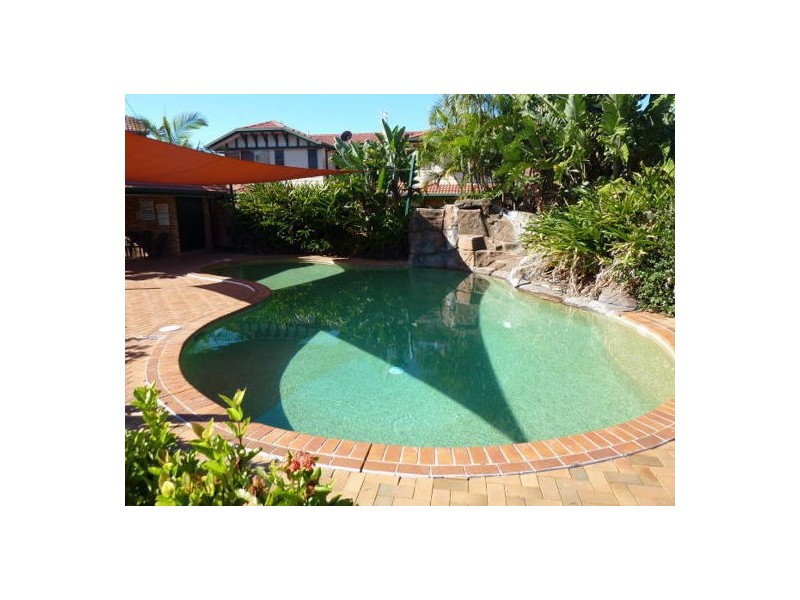 73/75 Brown Street, Labrador QLD 4215