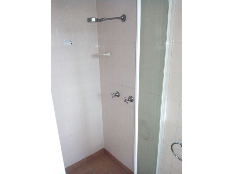 2 Waverley Road, Taringa QLD 4068