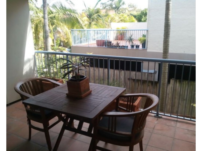 2 Waverley Road, Taringa QLD 4068