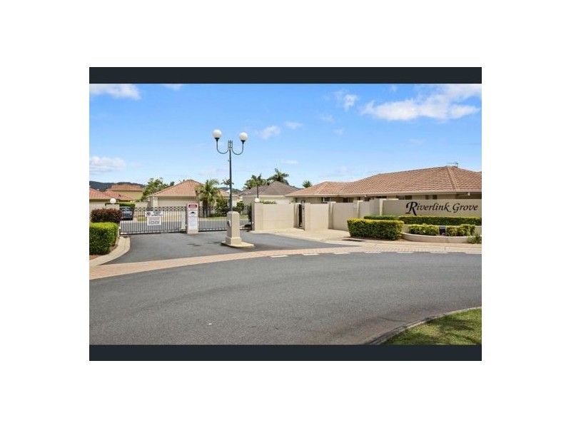 2 Anaheim Drive, Helensvale QLD 4212