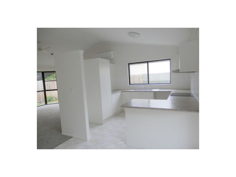 2 Anaheim Drive, Helensvale QLD 4212