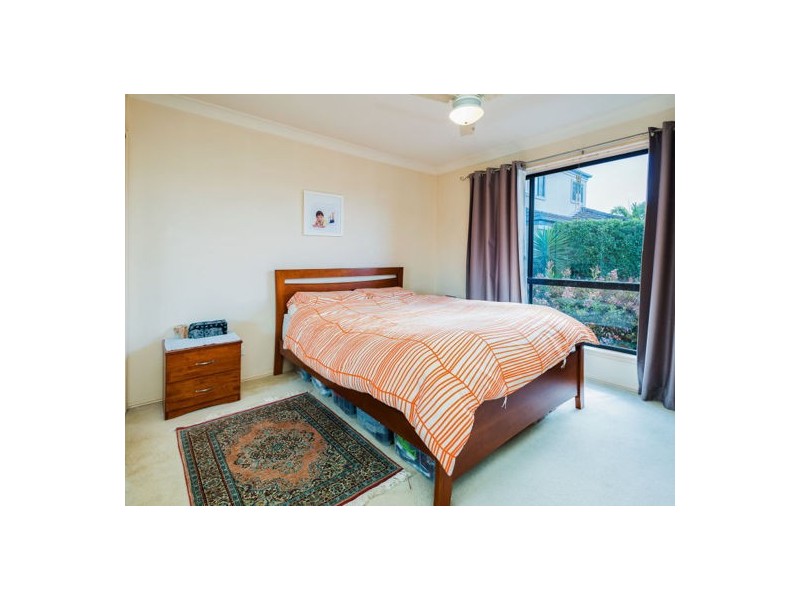 2 Anaheim Drive, Helensvale QLD 4212