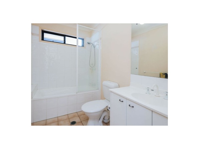 2 Anaheim Drive, Helensvale QLD 4212