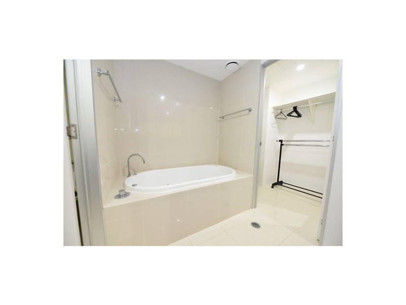 02 4 Wahroonga Place Surfers Paradise QLD4217, Surfers Paradise QLD 4217