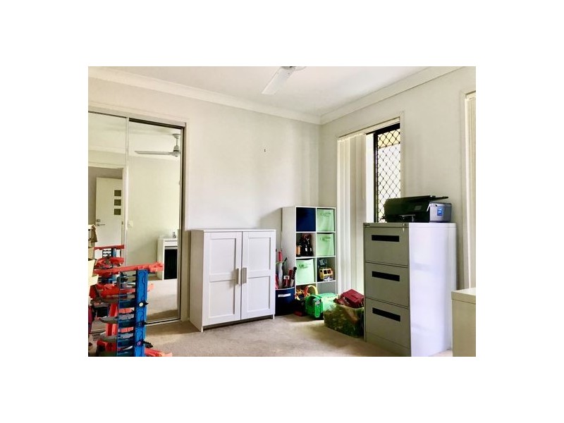 3 Lachlan Drive, Wakerley QLD 4154