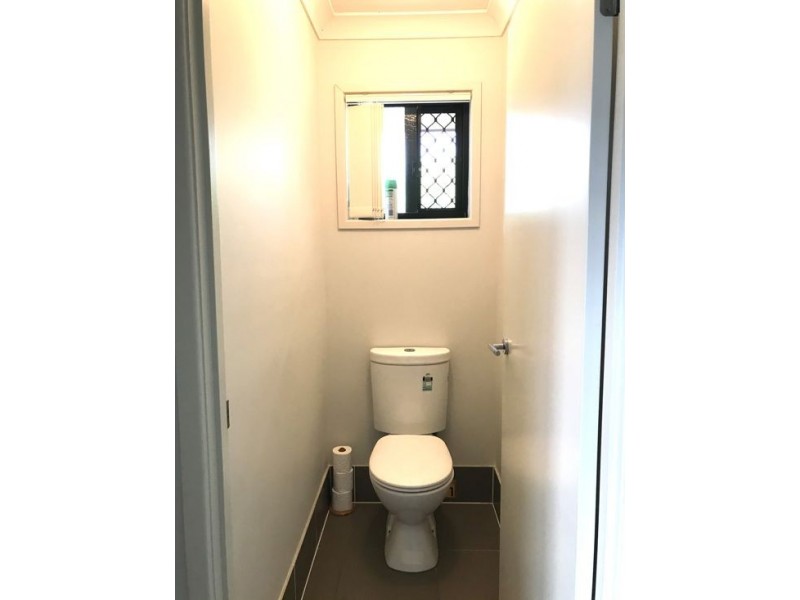 3 Lachlan Drive, Wakerley QLD 4154