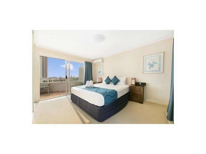 26 126 Old Burleigh Road, Broadbeach QLD 4218