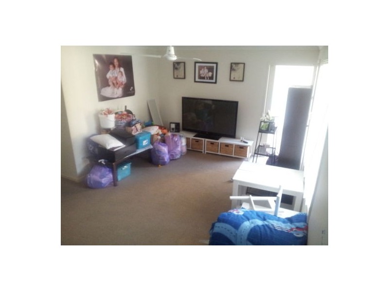 Unit 13, 8 Rosegum Pl, Redbank Plains QLD 4301