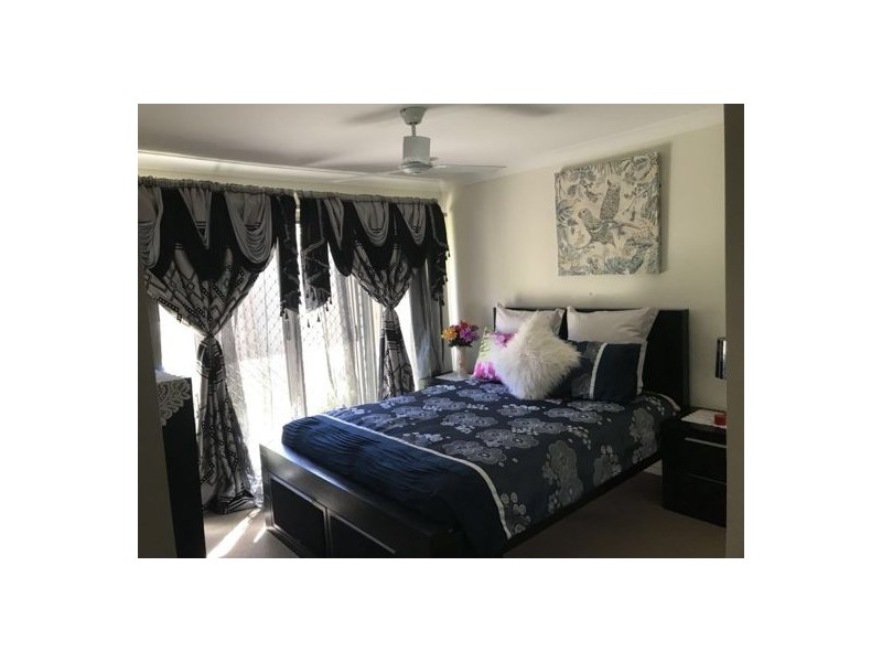 Unit 13, 8 Rosegum Pl, Redbank Plains QLD 4301