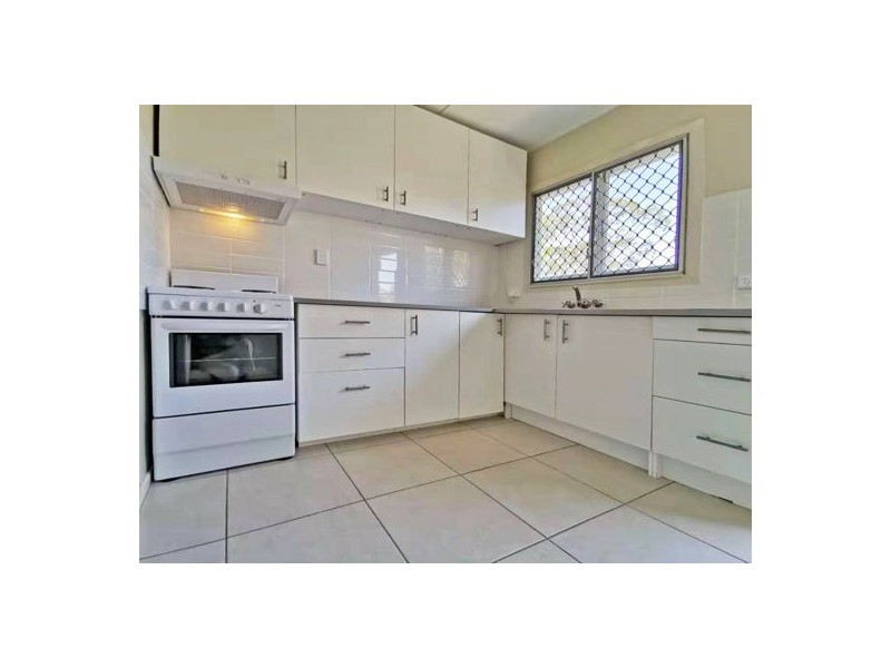 42 Smith Road, Woodridge QLD 4114