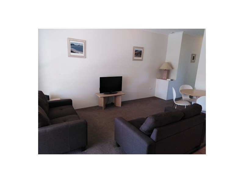 2 Waverley Road, Taringa QLD 4068