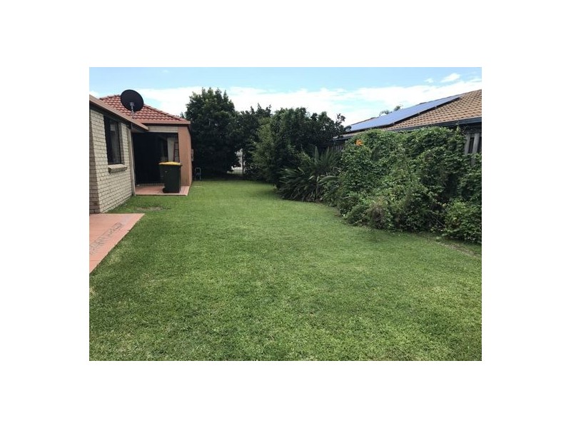 22 Holland Crescent, Wynnum West QLD 4178