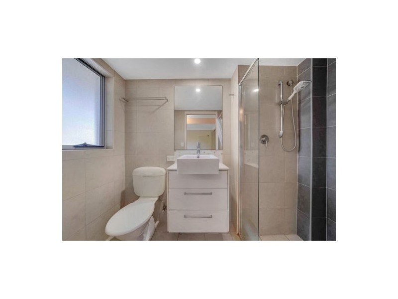 2101/12-14 Executive Drive, Burleigh Waters QLD 4220