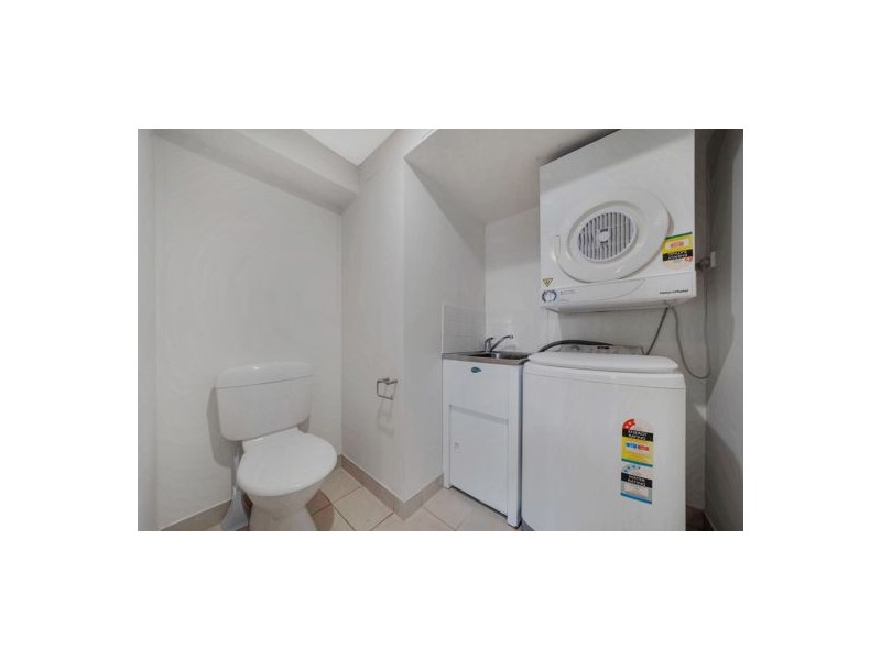 2101/12-14 Executive Drive, Burleigh Waters QLD 4220