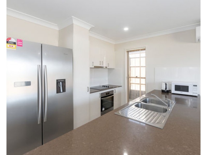 42 Jeremy Street, Coomera QLD 4209