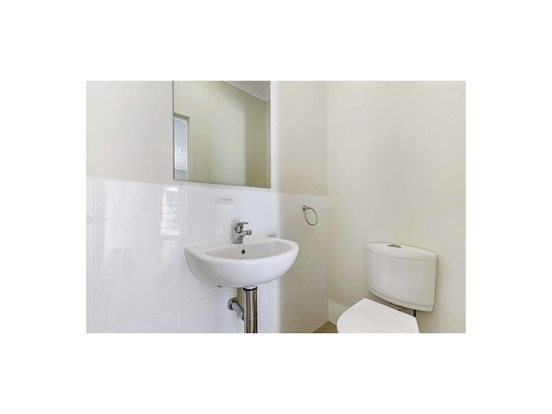 61/37 Slobodian ave, Eight Mile Plains QLD 4113