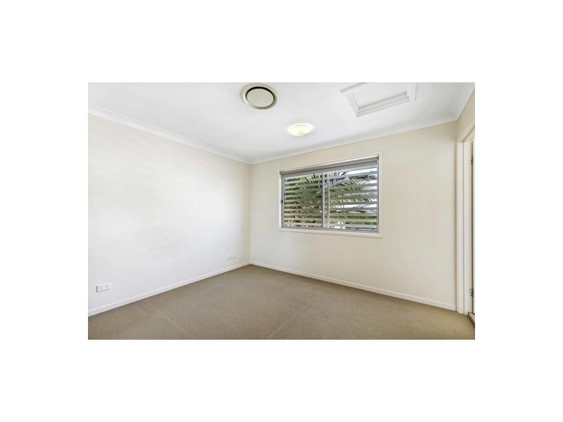 61/37 Slobodian ave, Eight Mile Plains QLD 4113