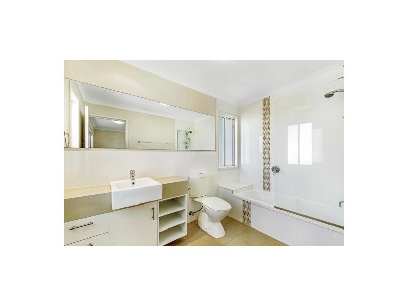 61/37 Slobodian ave, Eight Mile Plains QLD 4113