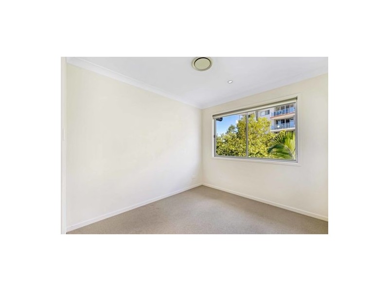 61/37 Slobodian ave, Eight Mile Plains QLD 4113