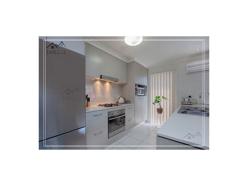 10/1 Belongil Street, Pacific Pines QLD 4211