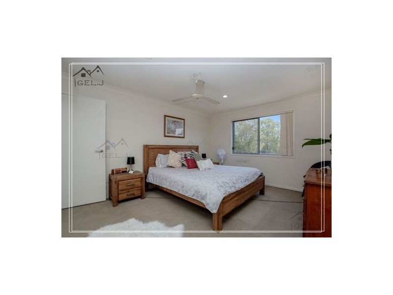10/1 Belongil Street, Pacific Pines QLD 4211