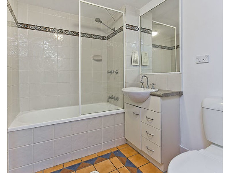 Unit 23 204 Kelvin Grove Road, Kelvin Grove QLD 4059