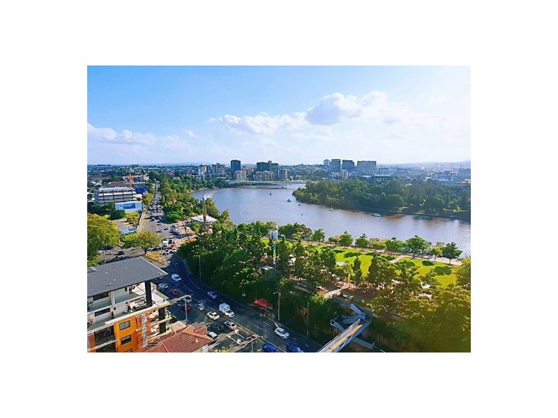 803/25 Shafston Avenue, Kangaroo Point QLD 4169