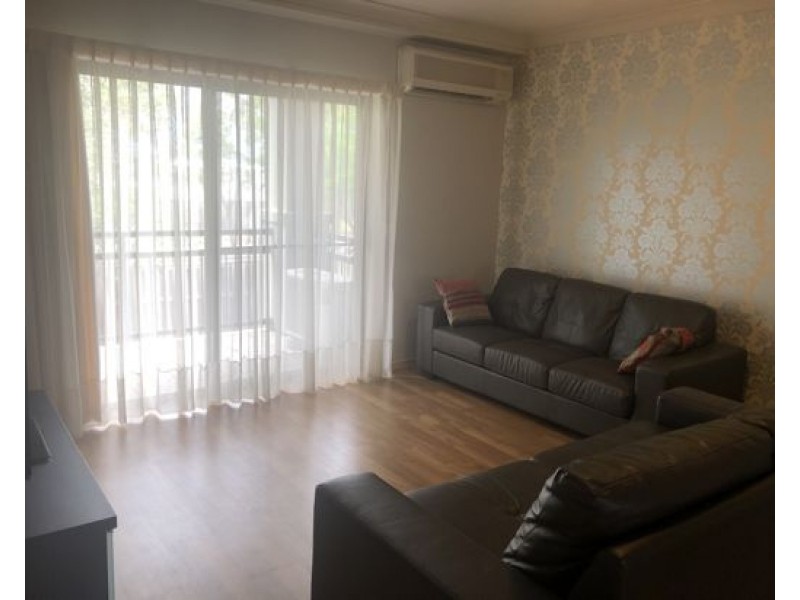 32/2 Geraldton Drive, Varsity Lakes QLD 4227