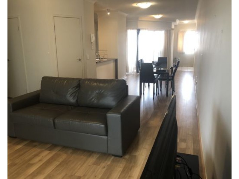 32/2 Geraldton Drive, Varsity Lakes QLD 4227