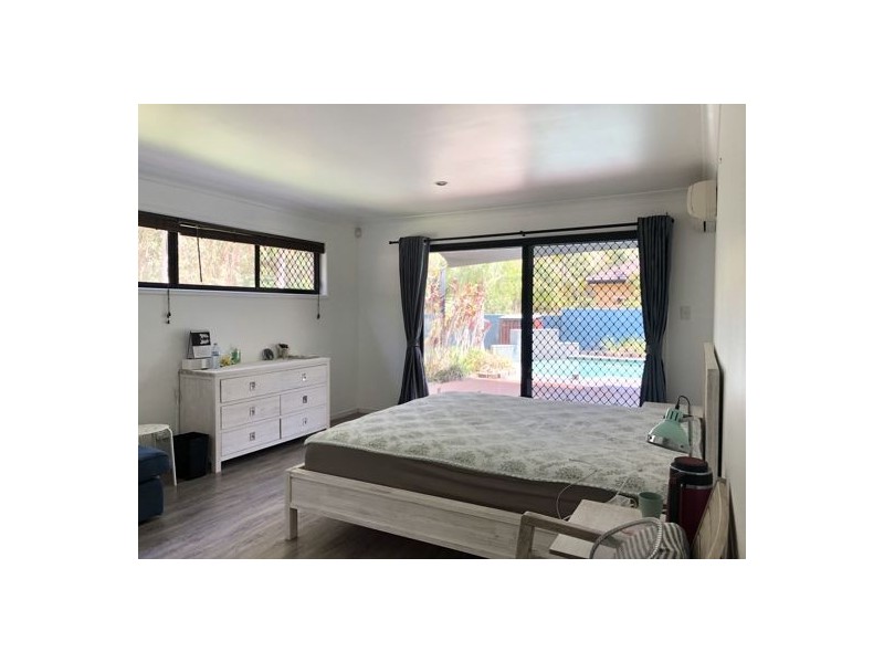 6 Deal Cove, Arundel QLD 4214