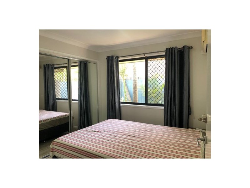 6 Deal Cove, Arundel QLD 4214