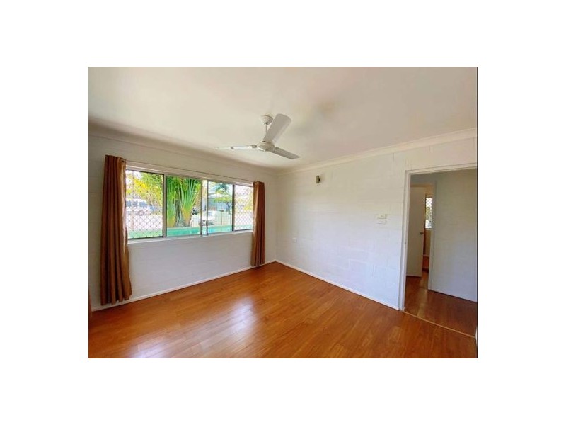 Unit 1 282 Lake Street, Cairns North QLD 4870