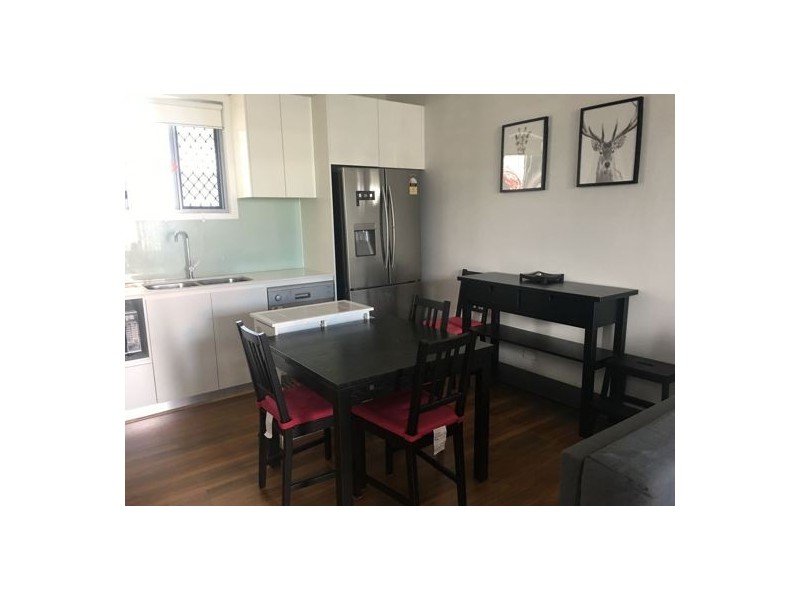 18 2 Emily Way, Varsity Lakes QLD 4227